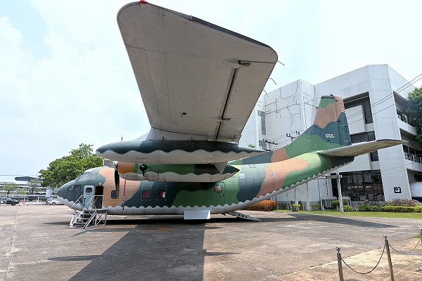 Fairchild C-123B Provider