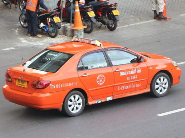 taxi bangkok