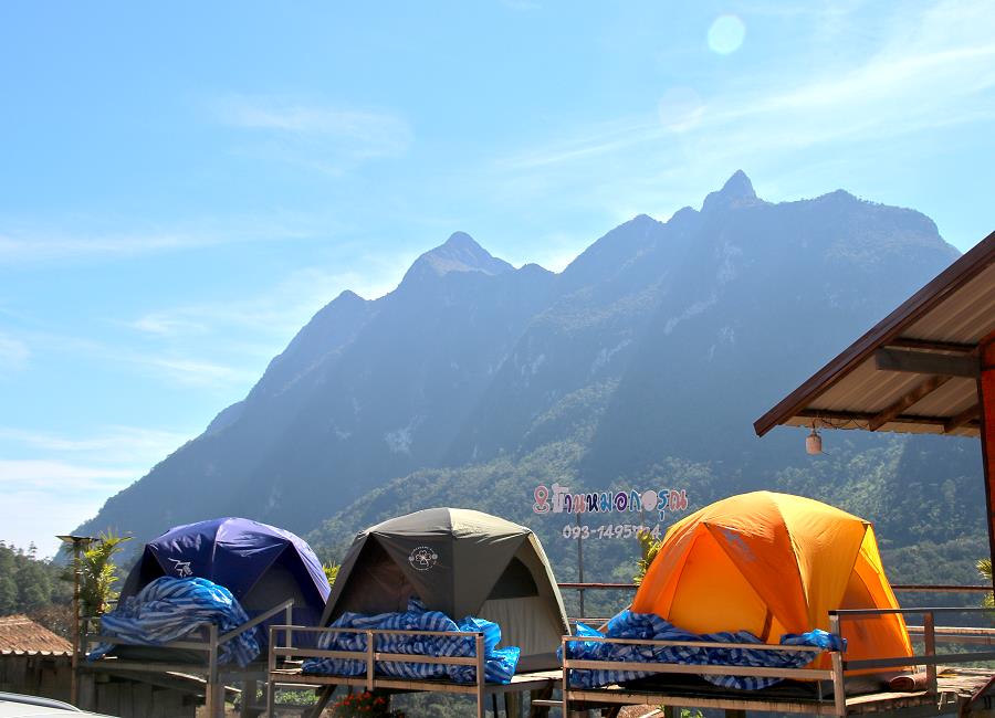 Campingzelte am Doi Luang Chiang Dao Viewpoint