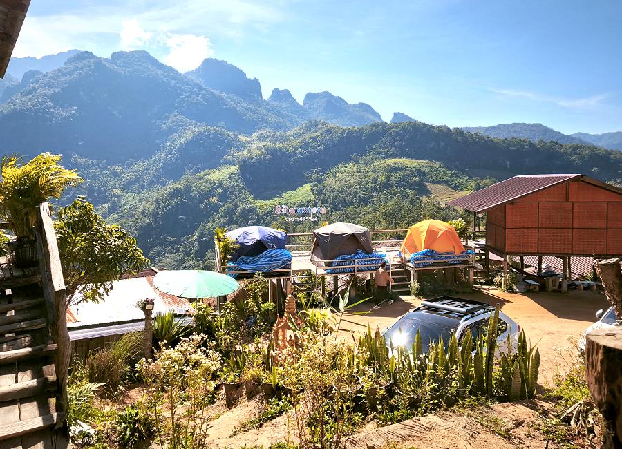 Camping mit Blick auf den Doi Luang Chiang Dao
