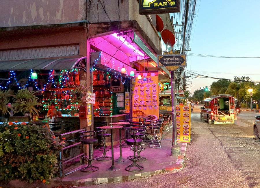 Bars Chiang mai