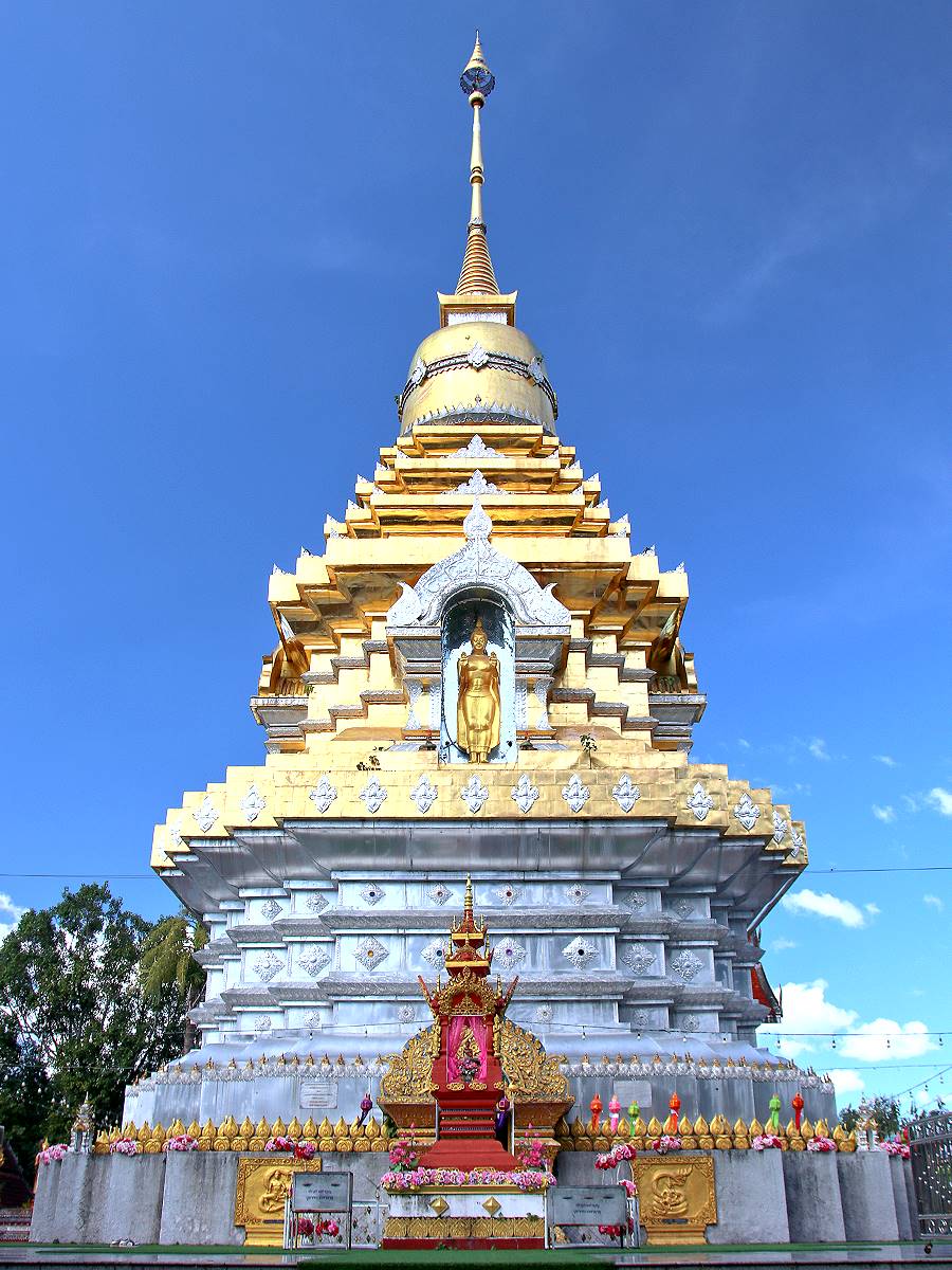 Pagode im Wat Phra That Doi Saket östlich von Chiang Mai