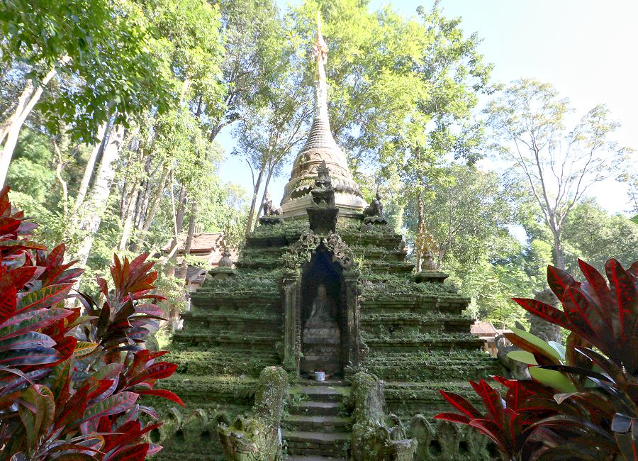 Wat Pha Lat