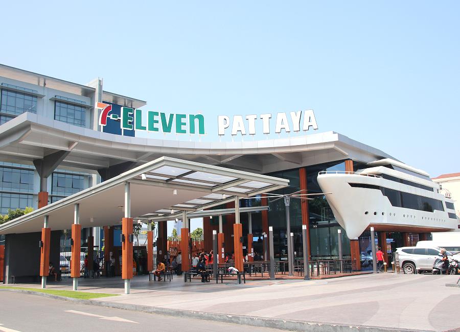 Größter 7-Eleven in Thailand auf der South Pattaya Road