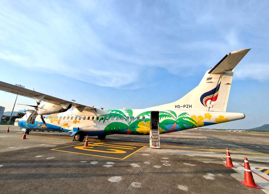 Bangkok Airways Flugzeug HS-PZH auf dem Rollfeld am U-Tapao Flughafen