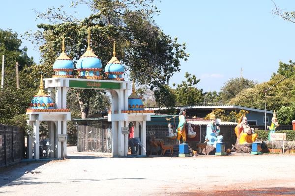 Wat Saen Suk Bang Saen