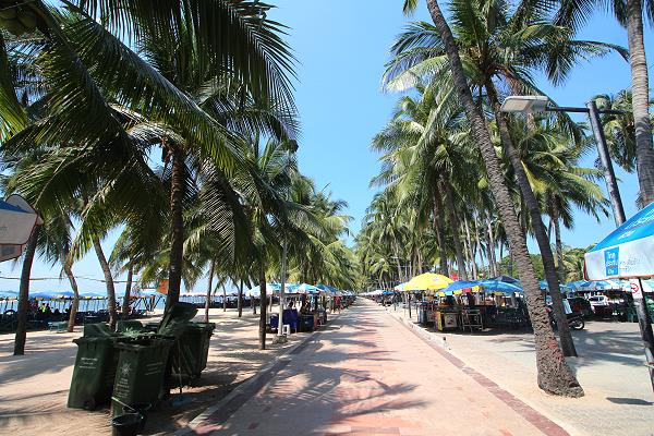 Bang Saen Beach