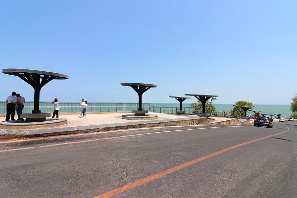 Bang Saen Khao Sam Muk