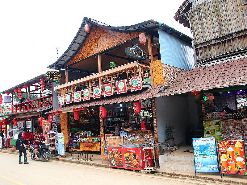 Ban Rak Thai Bergdorf Mae Hong Son