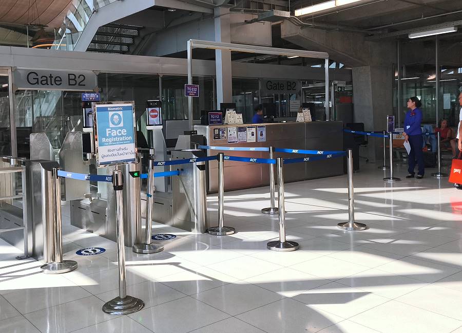 Boarding Thai Airways TG112 Gate B2 Bangkok