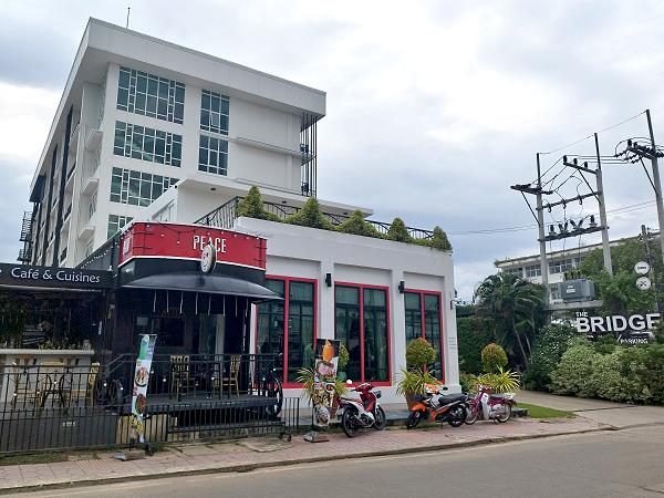 The Bridge Residence Hotel – Hotel in Kanchanaburi