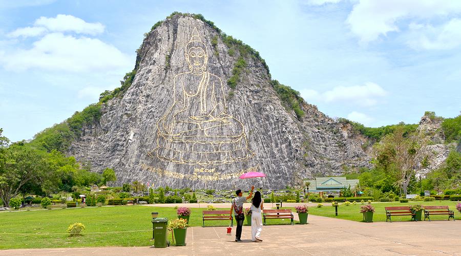Wat Buddha Berg Pattaya