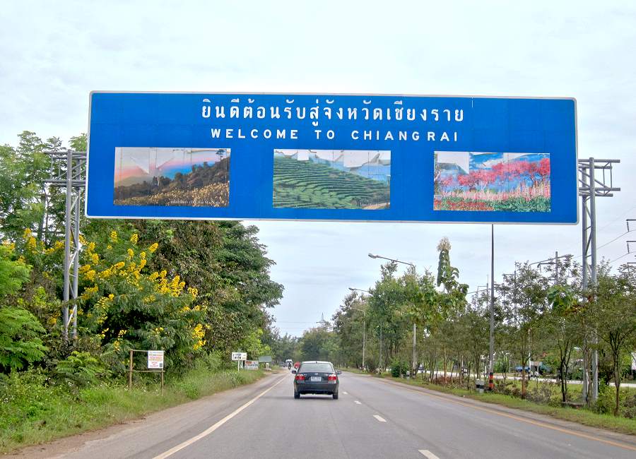 Straßenschild Welcome to Chiang Rai
