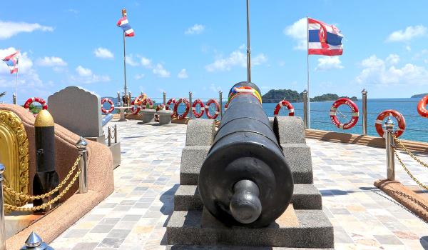 Prince Chumphon Schrein