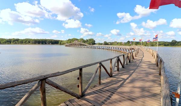 Nong Yai Wooden Bridge