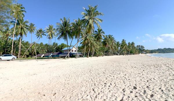 Thung Wua Laen Beach
