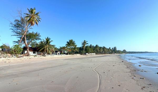 Saphli Beach Chumphon
