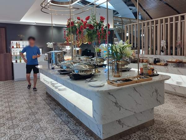  Miracle Lounge SAT-1 Flughafen Bangkok Suvarnabhumi