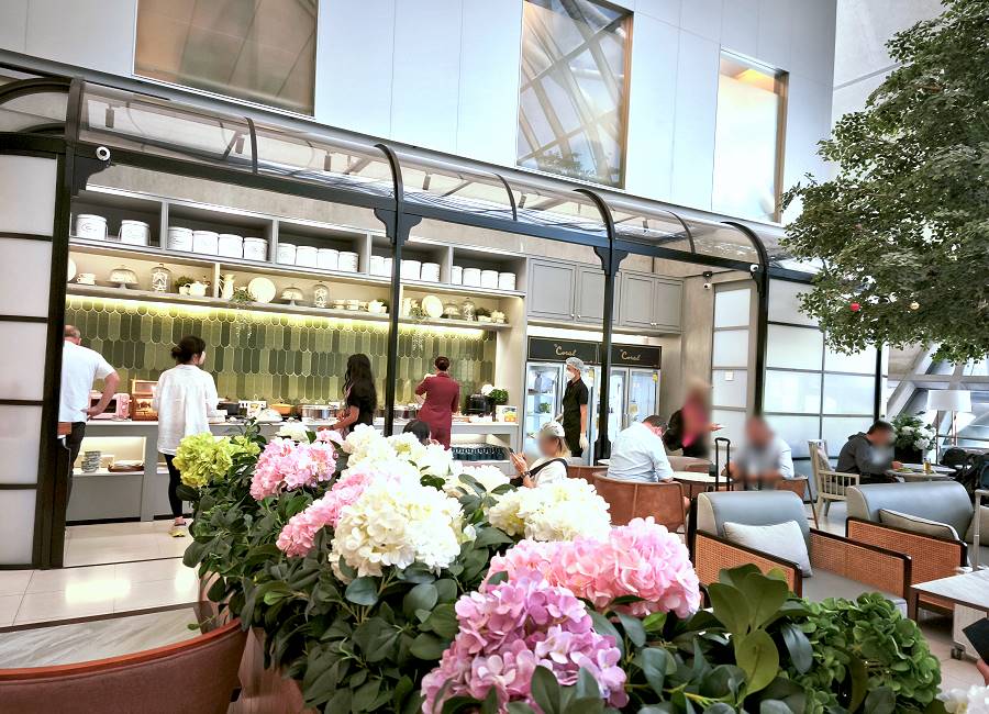Buffetbereich Coral Lounge Bangkok Domestic Terminal