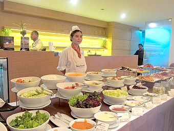 Dusit Hotel Buffet