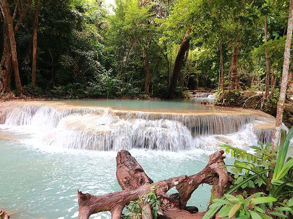 Erawan Wasserfall im Erawan Nationalpark