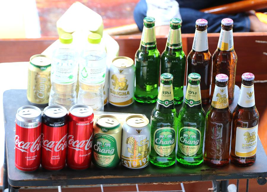 Getränke auf dem Floating Market