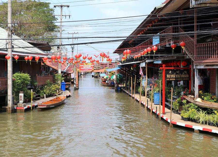 Floating Market Thailand zu Fuß entdecken