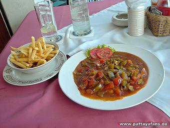 Zigeunerschnitzel Deutsches Küch in Pattaya