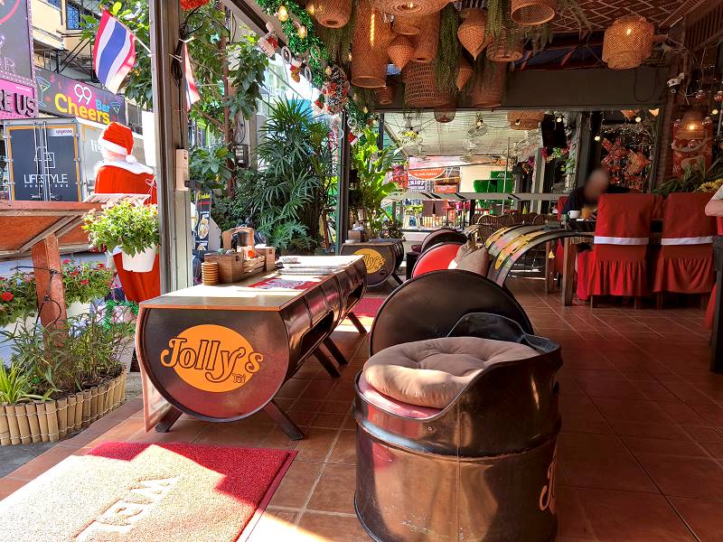 innenbereich Jolly’s Restaurant in Pattayanber Jolly’s Restaurant in Pattaya