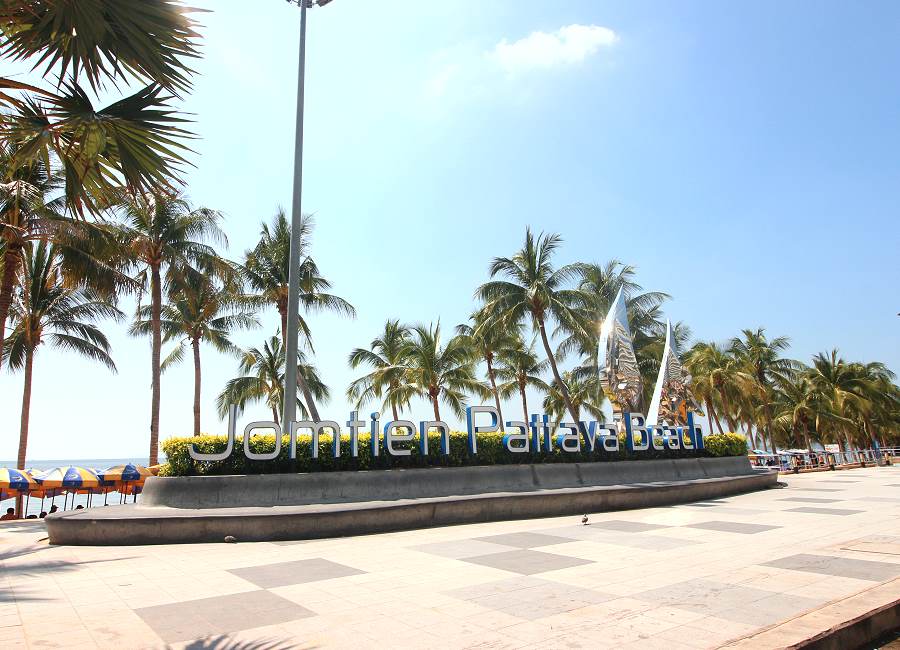 Schriftzug Jomtien Pattaya Beach Road
