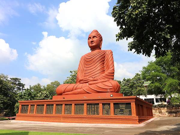 Big Buddha Wat-Tham-Pu-Wa Kanchanaburi