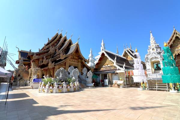 Wat San Pa Yang Luang Lamphun
