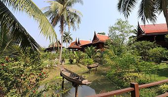 Maikaew Damnoen Resort