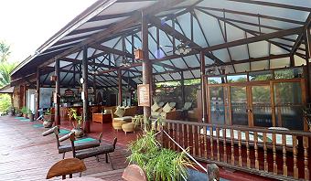 Maikaew Damnoen Resort