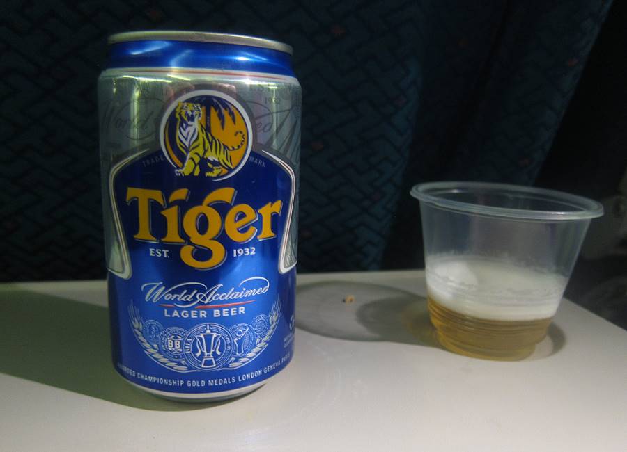 Kostenlose alkoholische Getränke bei Malaysia Airlines in der Economy Class