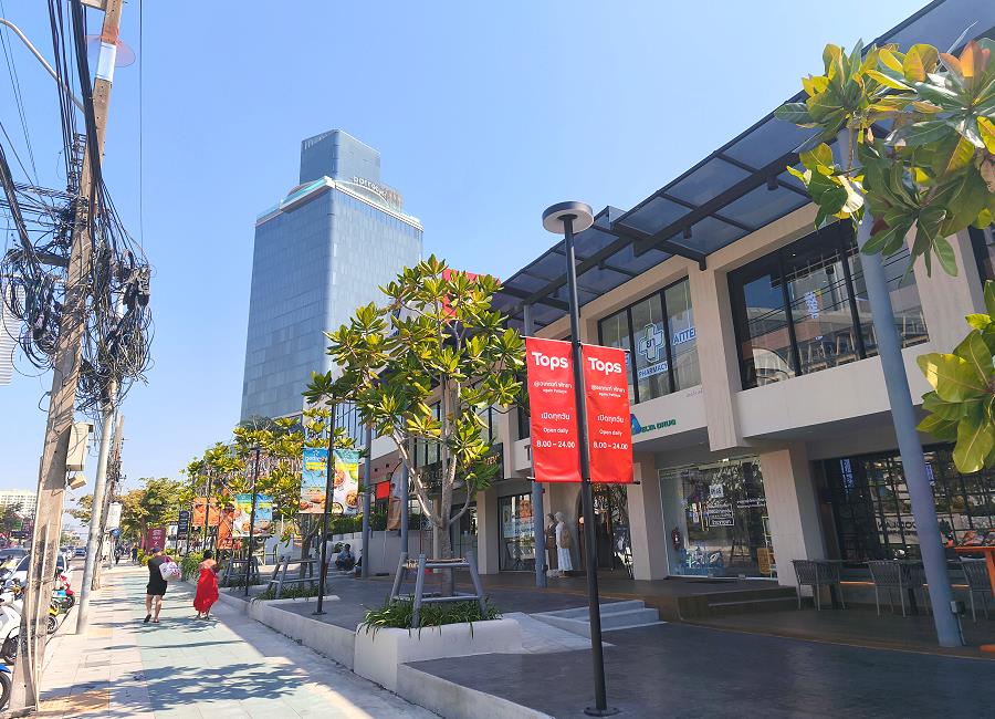 Tops Supermarkt Ecke Soi 33 Naklua Road