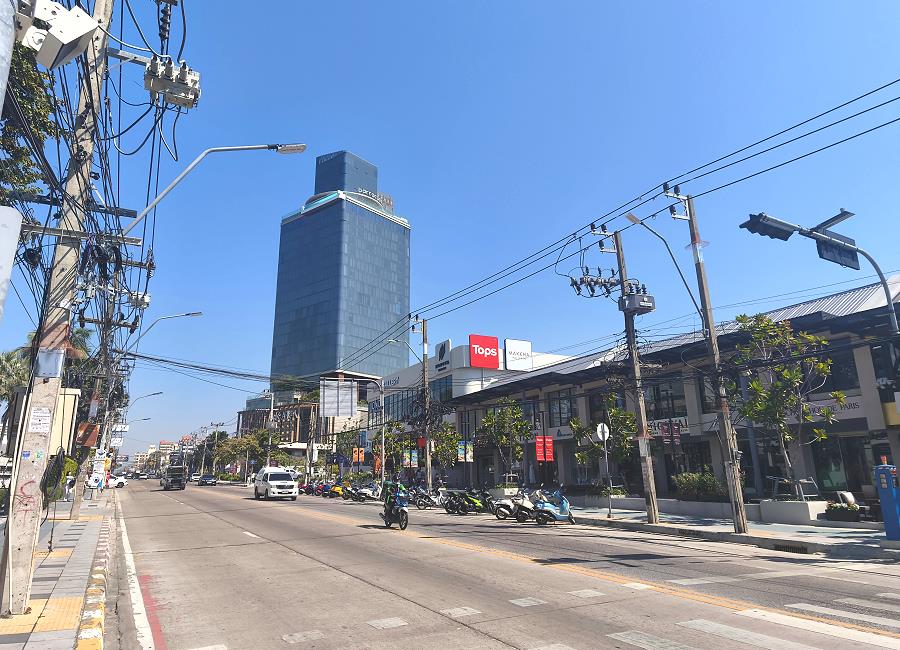 Naklua Road Pattaya vom Kreisverkehr aus