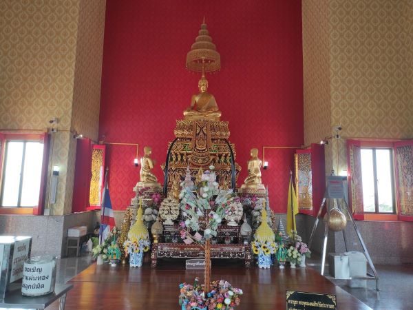 Wat Pa Phu Hai Long