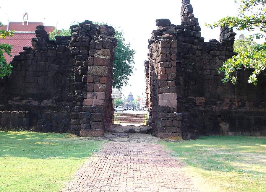 Phimai alte stadtmauer