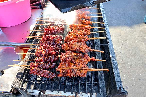 Nachtmarkt in Prachuap Khiri Khan