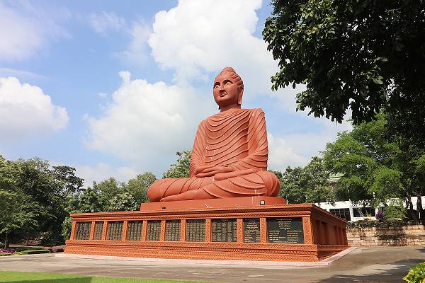 Wat Tham Pu Wa Kanchanaburi