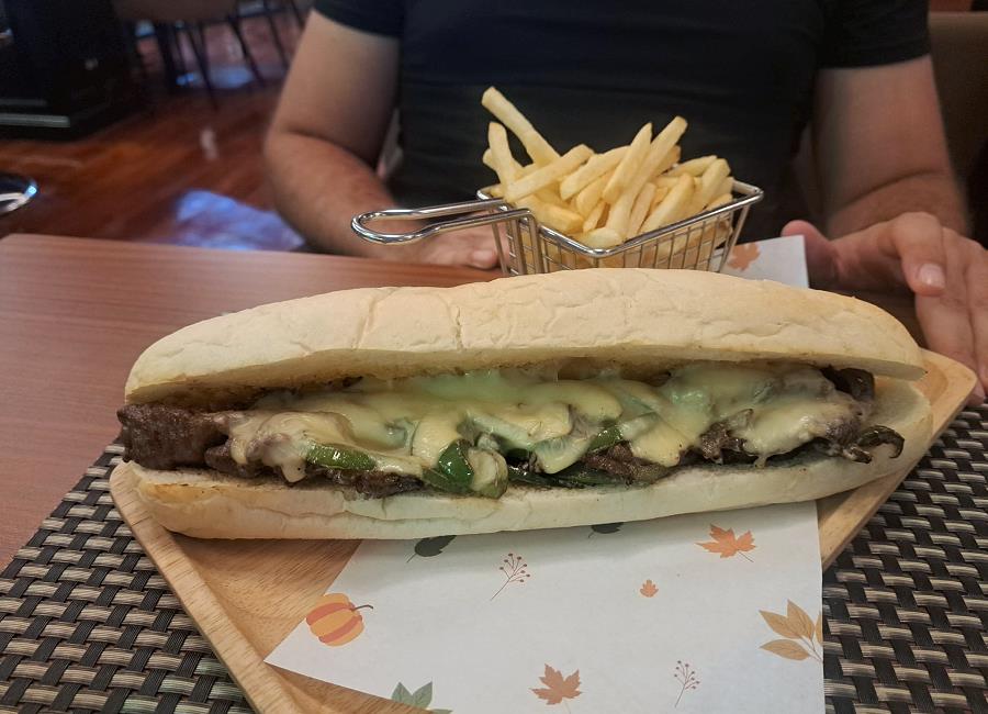 Essen Robin Hood Tavern Pattaya