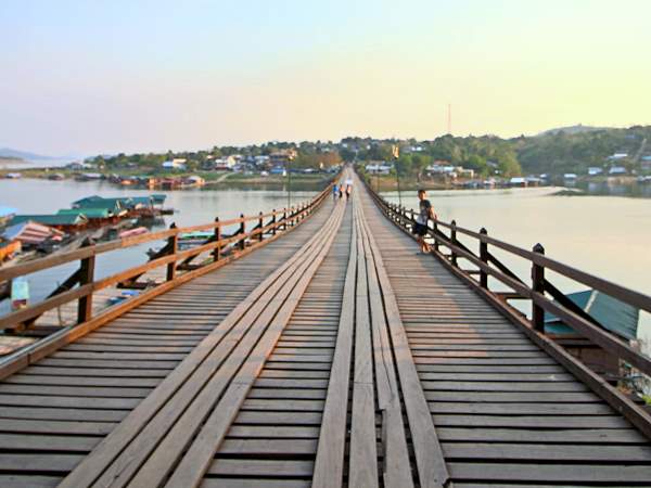 holzbrücke sangkhlaburi thailand
