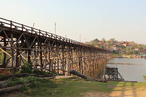 Wooden Mon Bridge