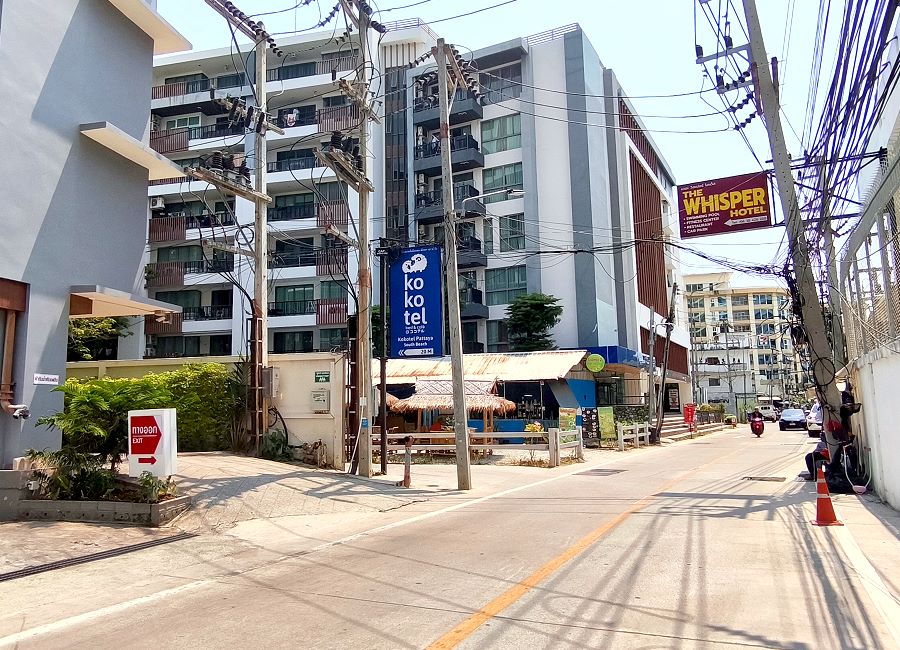 Zufahrt Whisper Hotel Pattaya Soi 15