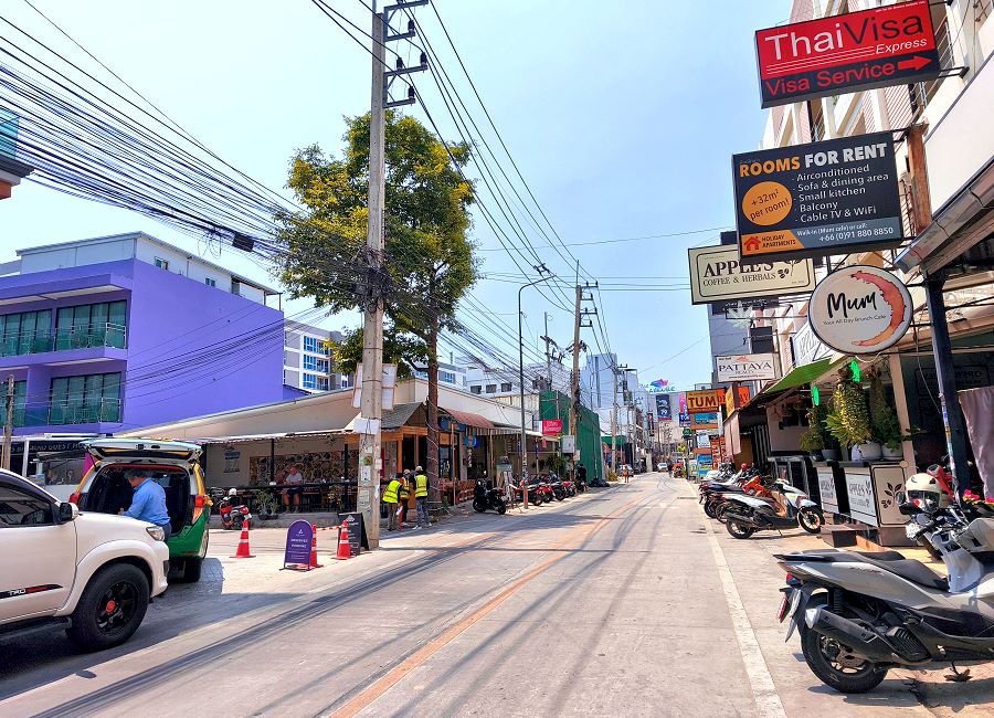 Soi 15 Buakhao Straßenbild Richtung Soi Buakhao