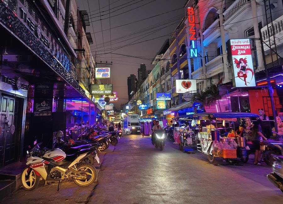 Soi Chaiyapoon Nachts