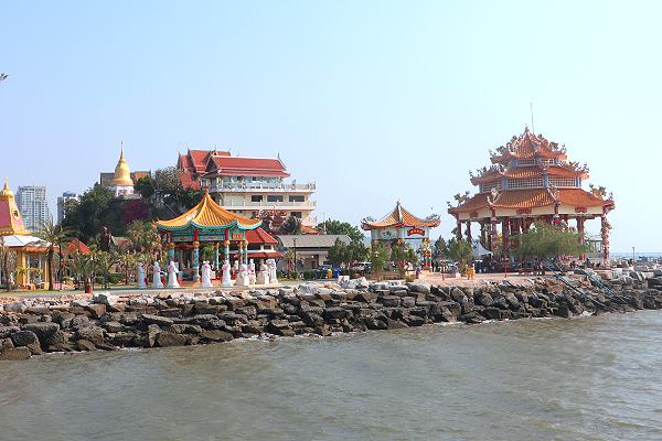 Wat Koh Loi 