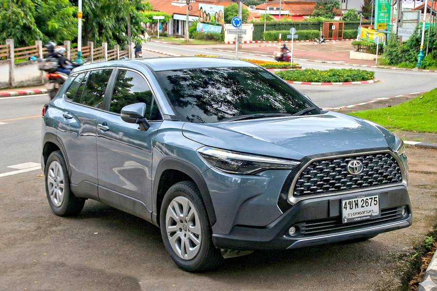 Toyota Corolla Cross Mietwagen Thailand