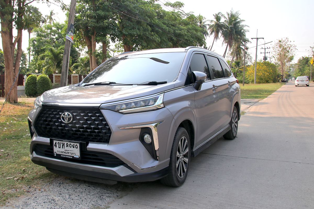 Toyota Veloz als Mietwagen in Thailand auf einer Rundreise